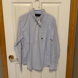 Men’s Abercrombie and Fitch button down shirt-M